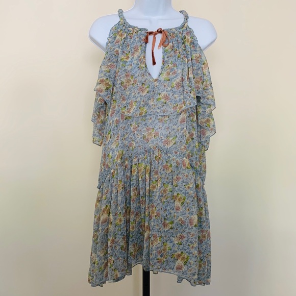 Forever 21 Dresses & Skirts - Forever 21 Blue Floral Dress 👗